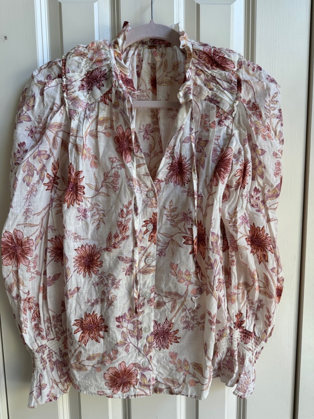 Free People Cream Floral Cotton Blouse XS Puff Sleeve Button Front Top